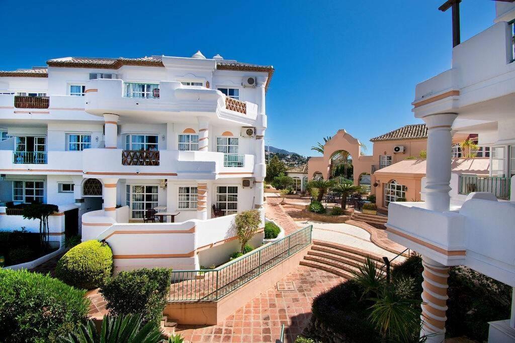 Spectacular Apartment In Matchroom Country Club 丰希罗拉 外观 照片
